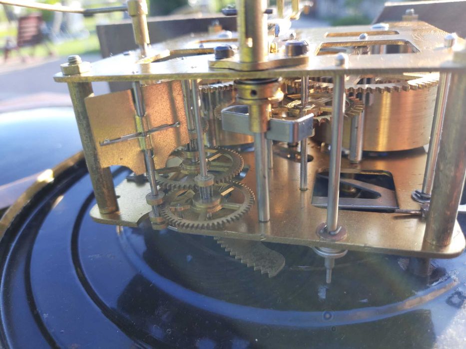 stary zegar Art Deco