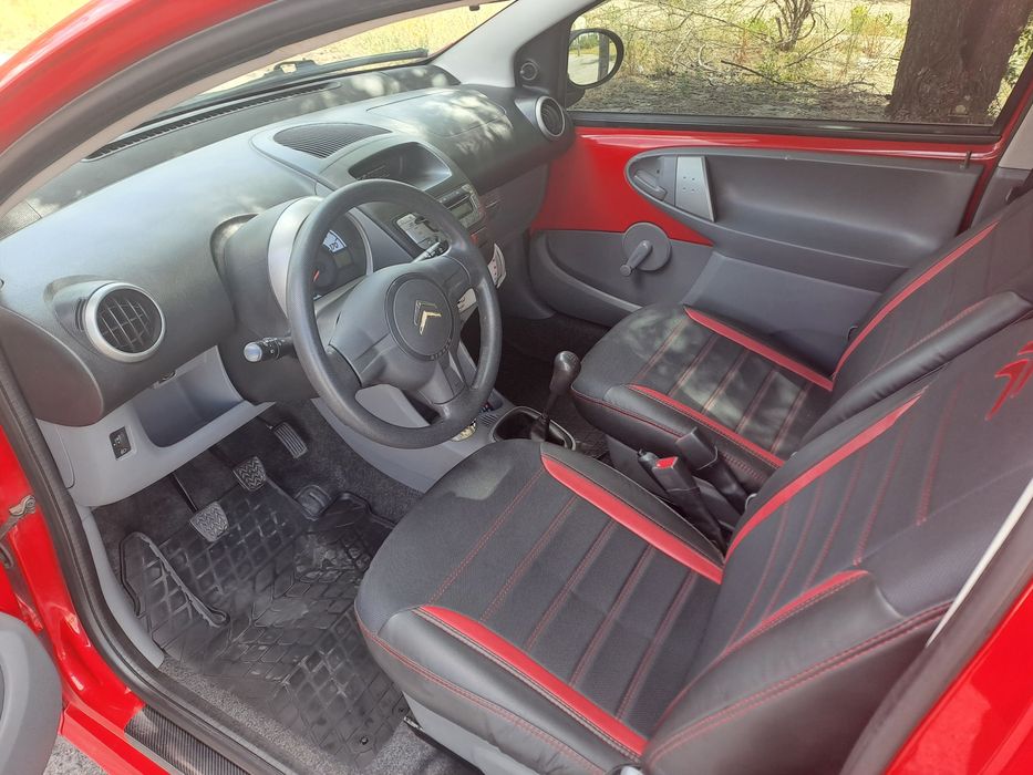Продам Citroen C1