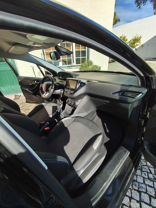 Peugeot 208 BlueHDI 1.6