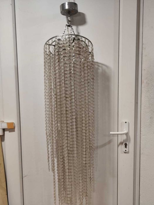 Cadeeiro de teto antigo