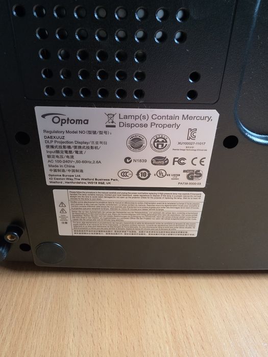 Projektor optoma DAEXU2 rzutnik zestaw w pelni sprawny lampa tylko 100h