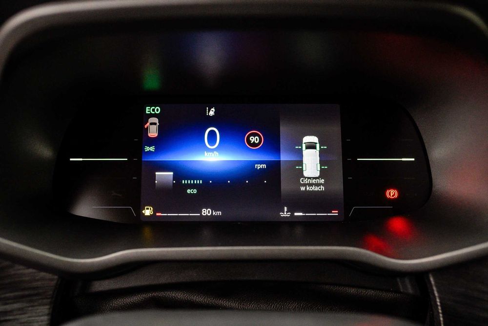 Wynajem busa osobowego - Renault Trafic Grand 2024 bus 8 osobowy