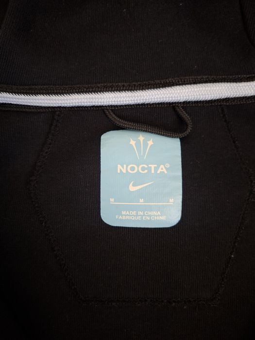 Czarna bluza nike nocta