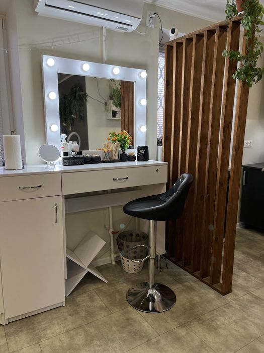 Оренда для майстра манікюру