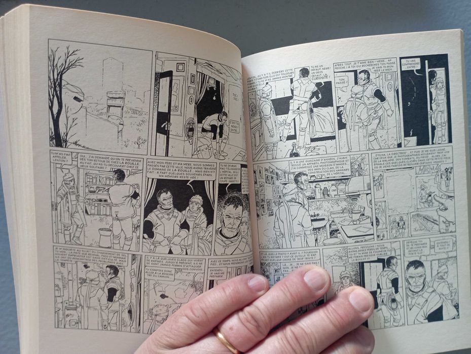 Neige Integral com os 5 primeiros volumes da série