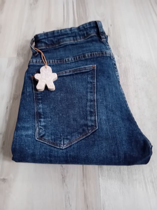 JAK NOWE House Denim  damskie spodnie rozm.28/30
