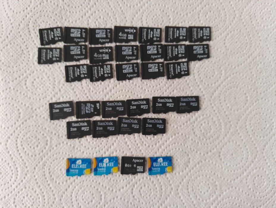 Micro SD карты 4 8 Гб.
