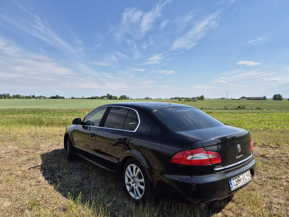 Skoda Superb 2011