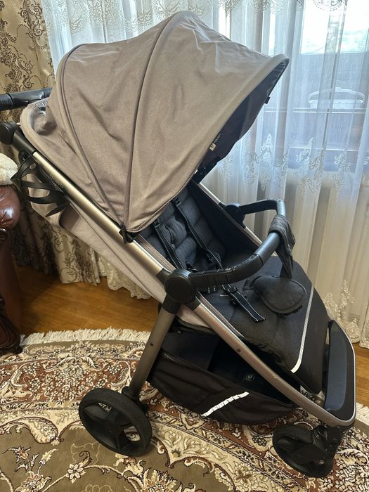Прогулянкова каляска Carrello Bravo Plus