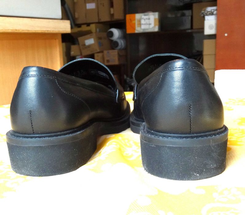 Buty damskie - mokasyny GUESS skóra nowe rozmiar 39