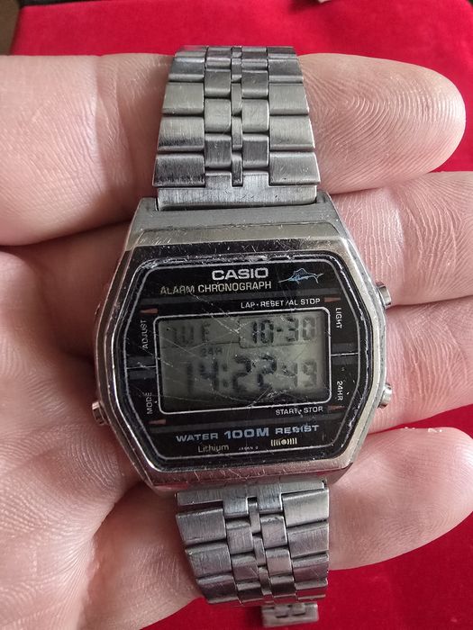 Casio Marlin W-750 JAPAN vintage