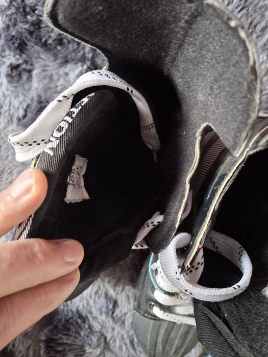 Łyzwy meskie  roz.43  prawie nowe