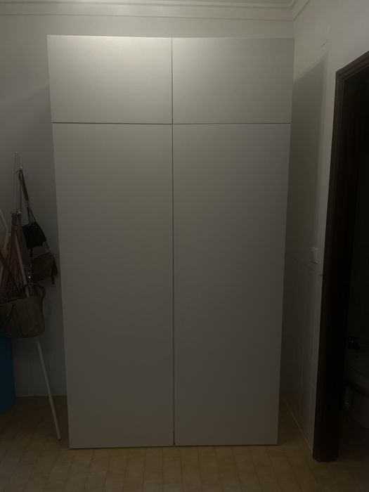 Roupeiros branco ikea