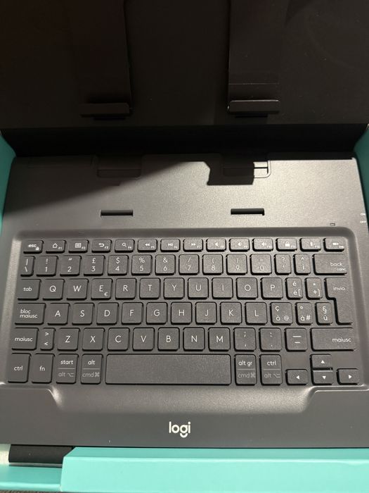 Klawiatura Etui Logitech Logi ipad 10 11 samsung Apple