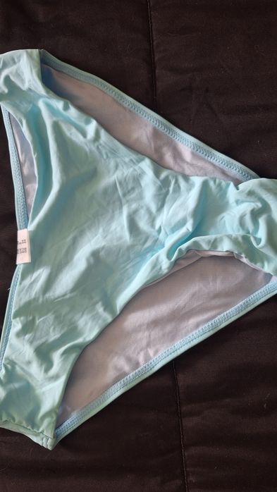 Cueca de bikini licra