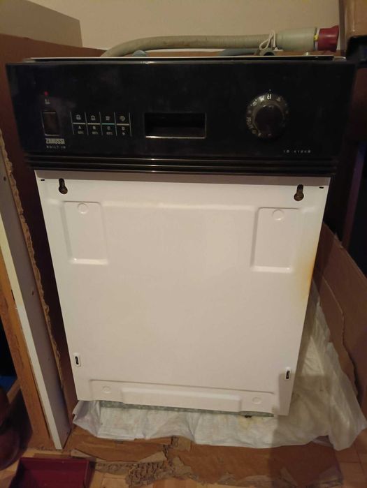 Zmywarka Zanussi do zabudowy 45 cm – sprawna