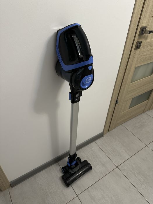 Вертикальний акумуляторний пилосос polti