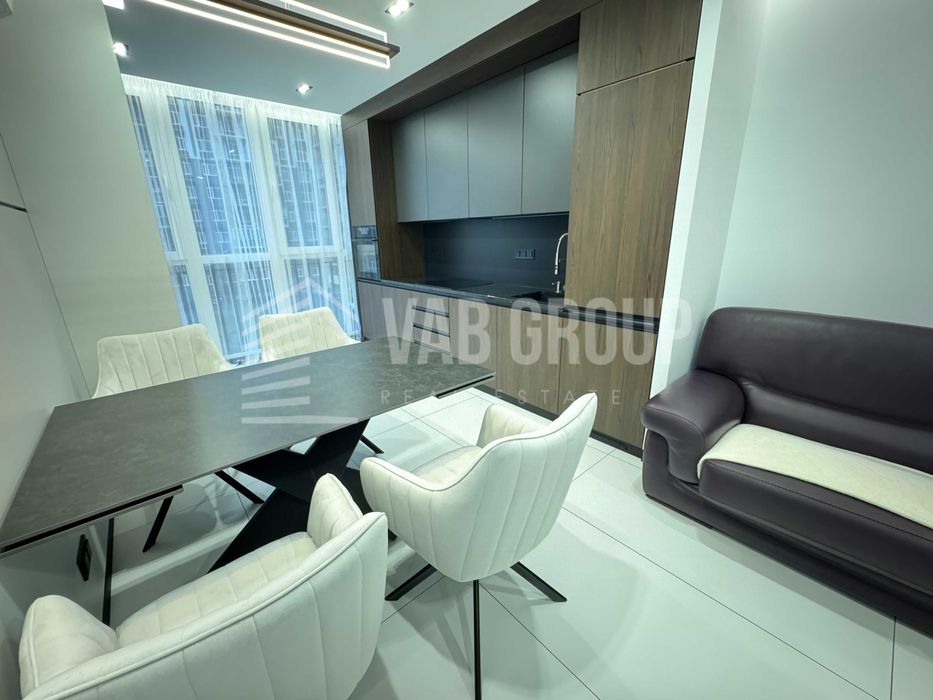 Без% Продаж квартири з новим ремонтом в ЖК Кришталеві Джерела,єОселя