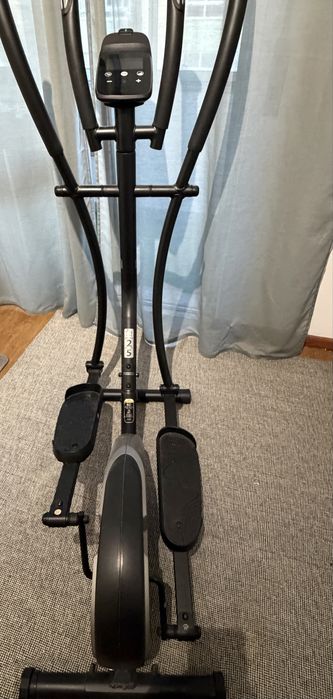 Elliptical Trainer with Bluetooth445714700573102082