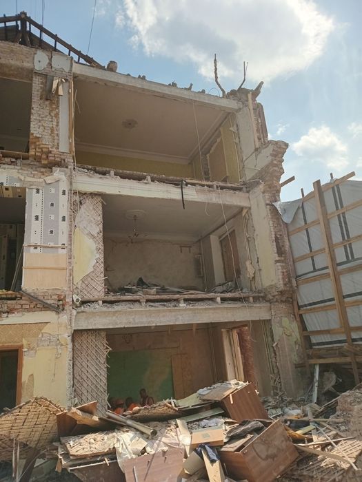 Добрый день занимаюсь демонтажом любой сложности