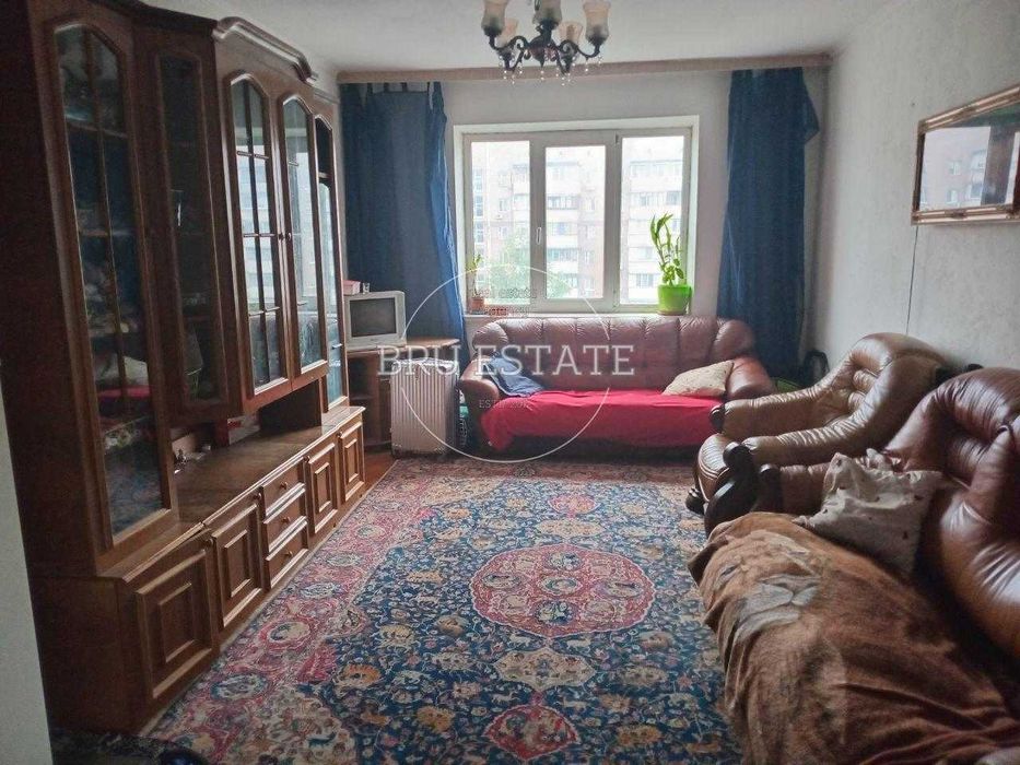 Продам 3 к п-т Червоної Калини 8  Троещина