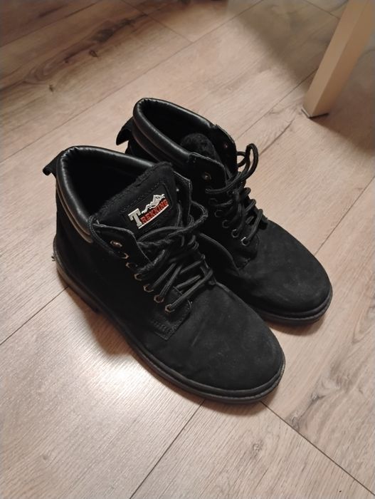 Buty trekkingowe damskie ocieplane solidne