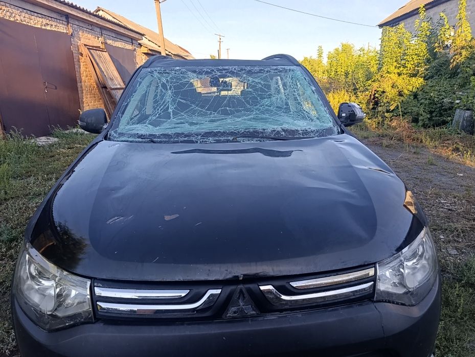 MITSUBISHI Outlander Після ДТП