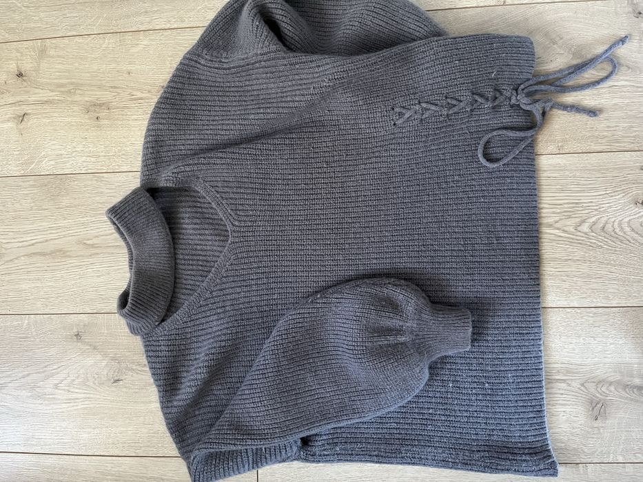 Продається светр, дуже гарний