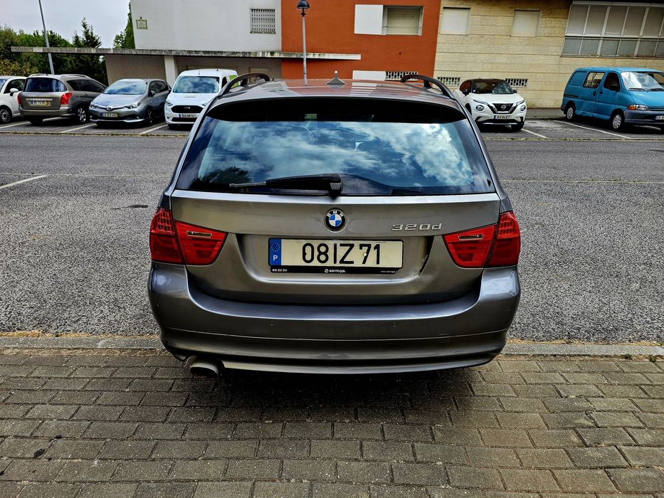 BMW 320 — fotografia 4