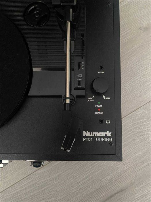 Продам вініловий програвач Numark PT01 touring