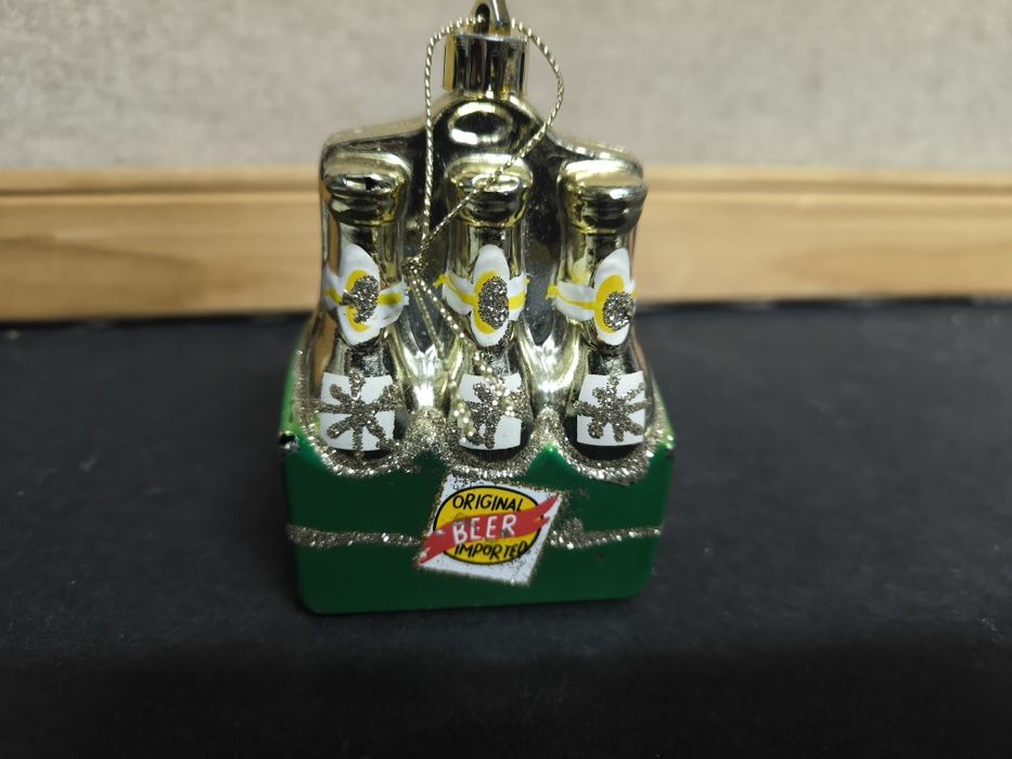 Enfeite de Natal Garrafas de Cerveja
Este enfeite de Natal tem um desi