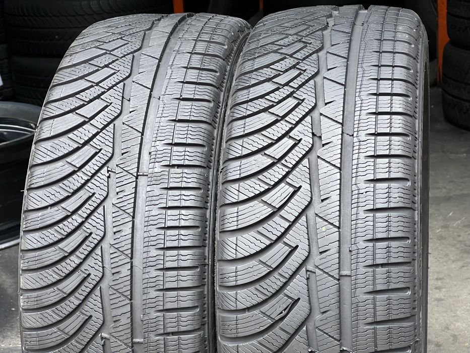 Шины зимние 2шт 225/45/R18 Michelin Pilot Alpin4