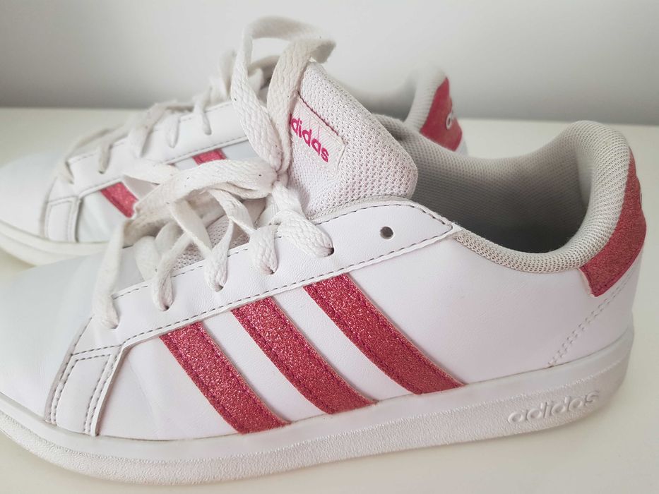 Adidas r.36 młodzieżowe GRAND COURT