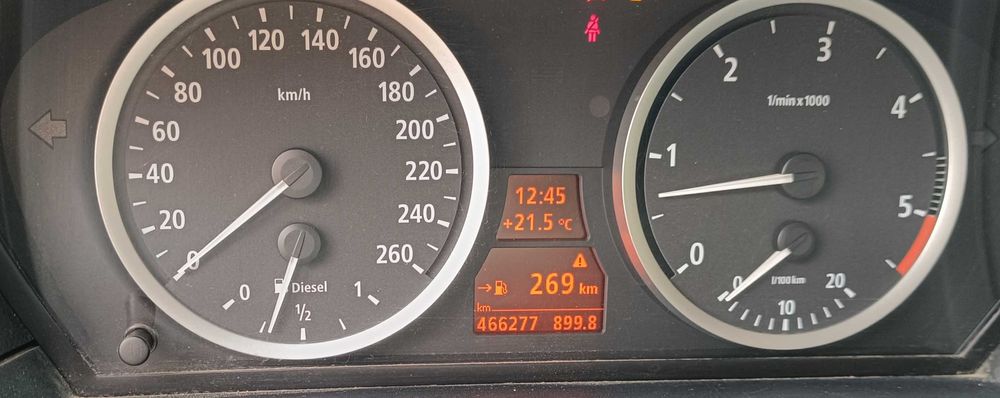 BMW E61  530d 2004r