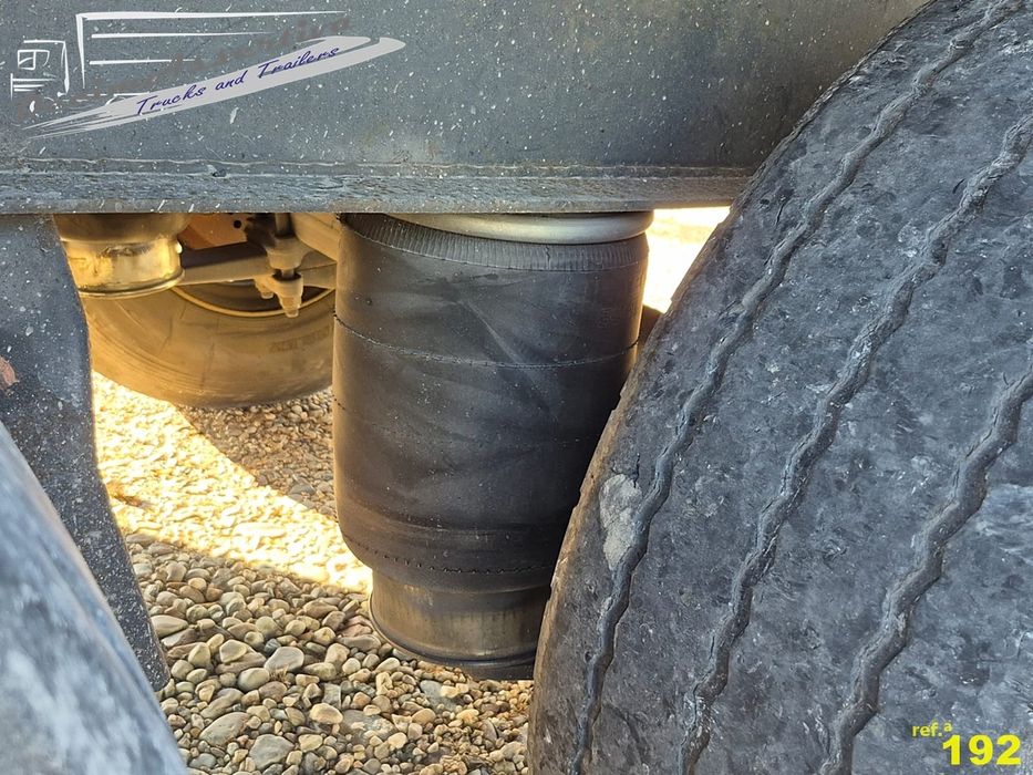 Semi-reboque Krone 2001