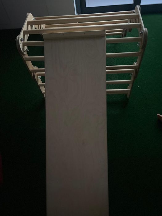 Para venda triângulo de Pikler mais rampa