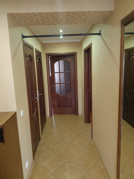 Здається 3 кімнатна квартира