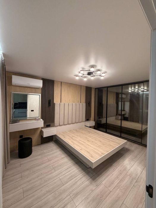 Продаж центр вул Білогірська єр іо меблі та техніка