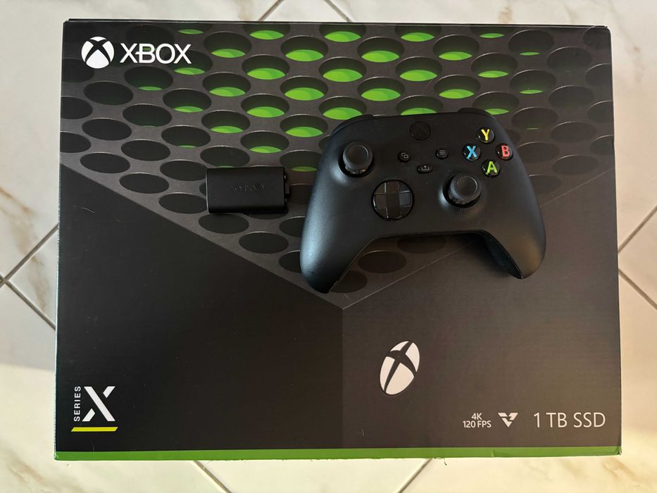Xbox Series X 1 ТБ Black + 3 игры в подарок