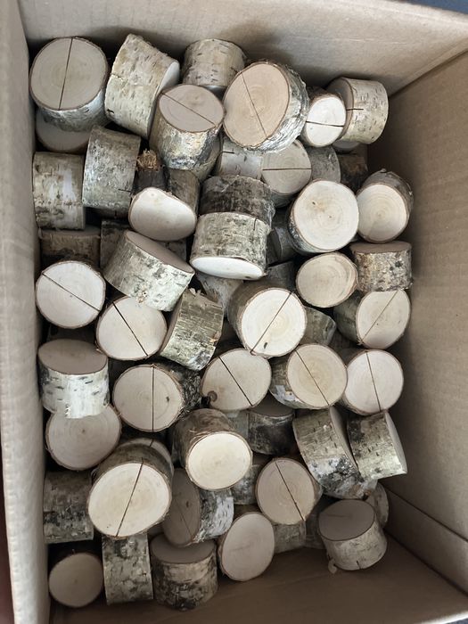 Stojaki brzozowe pod winietki 95 szt