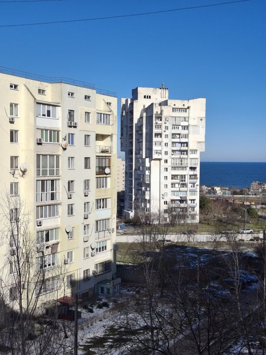 Продам квартиру в престижном районе . .