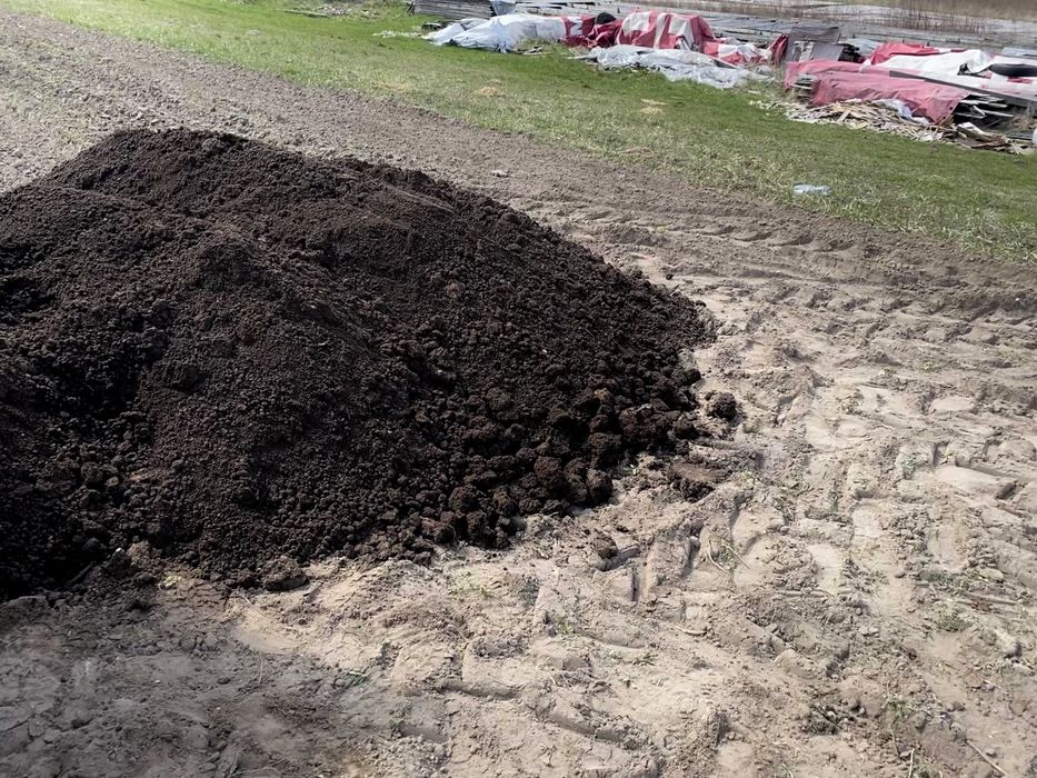 Ziemia  bez zanieczyszczeń urodzajna  50zł/tona