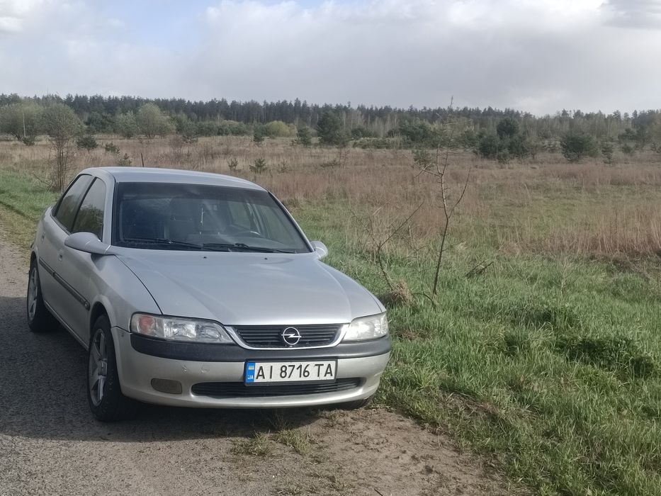 Опель Вектра б продам