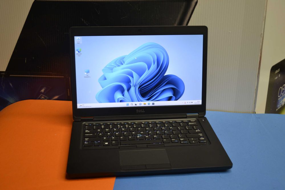 Laptop DELL Latitude 5490, i5-8350U, 256SSD, 8gb, 14 cali FHD