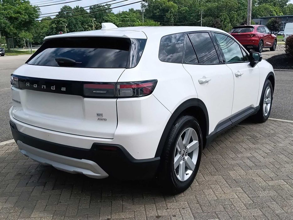 Honda Prologue      2024