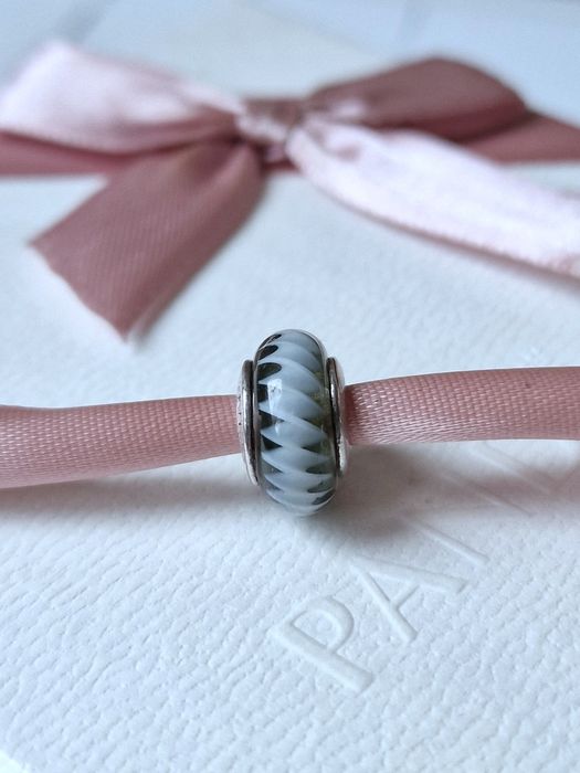 Muranos e Signo do Zodíaco Virgem da Pandora