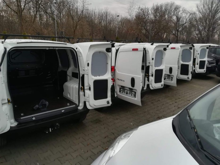 Zabudowa przestrzeni ładunkowej w aucie Fiat Fiorino