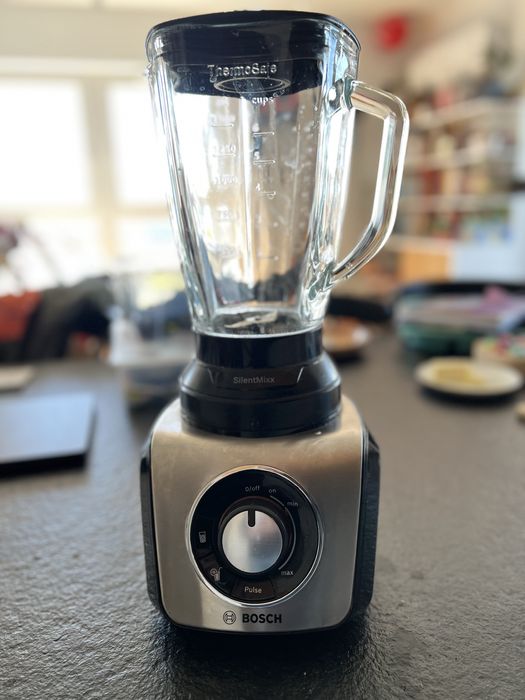Blender kielichowy Bosch SilentMixx 800W | Szklany kielich ThermoSafe