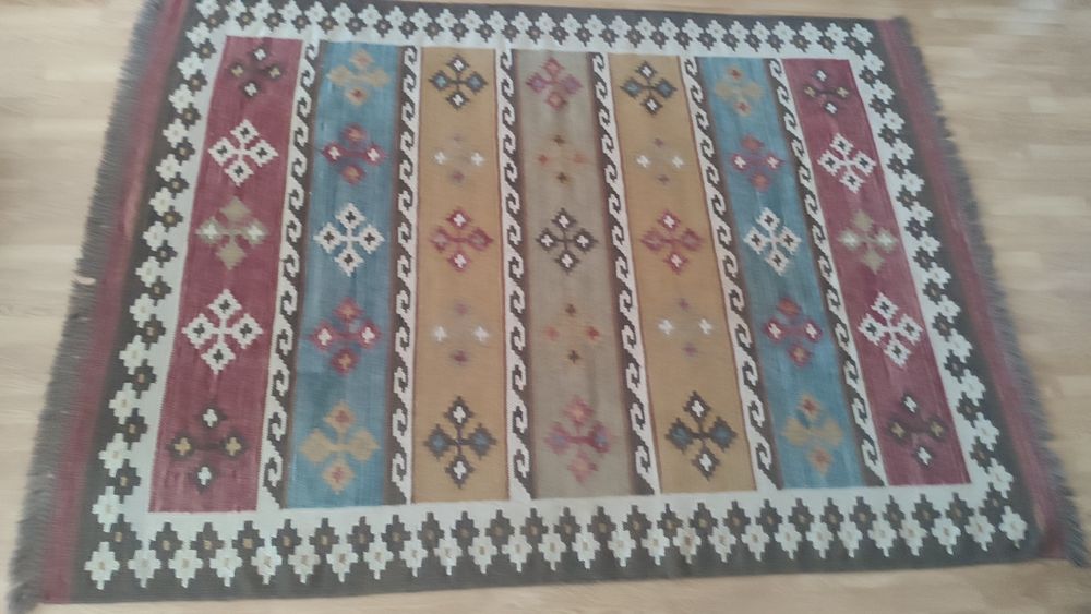 Tapete "Kilim" em muito bom estado
