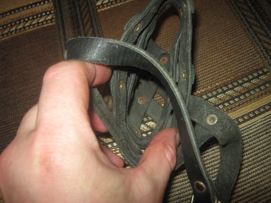 Новый кожаный намордник